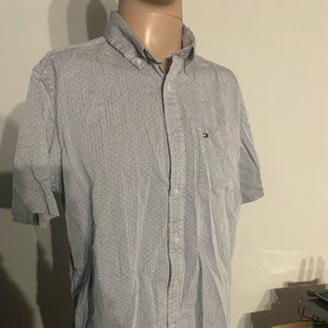 Tommy button up